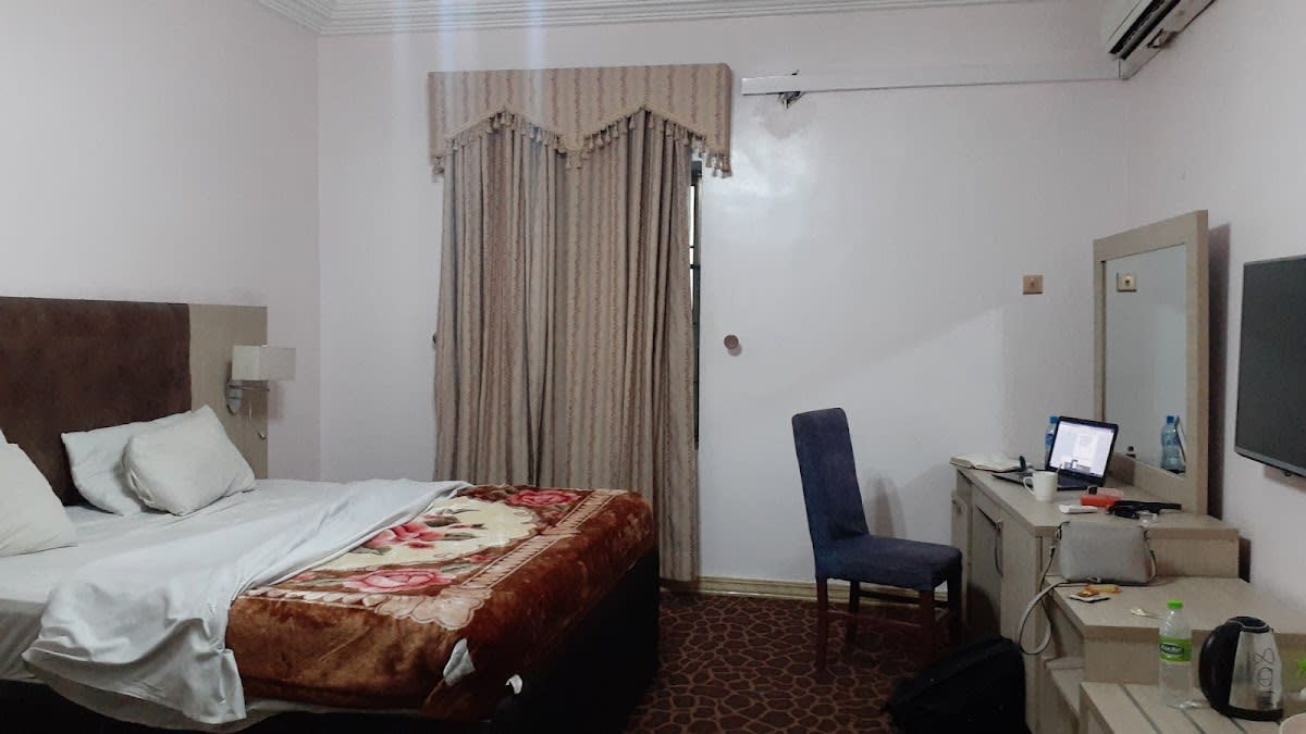Royal Suite 1