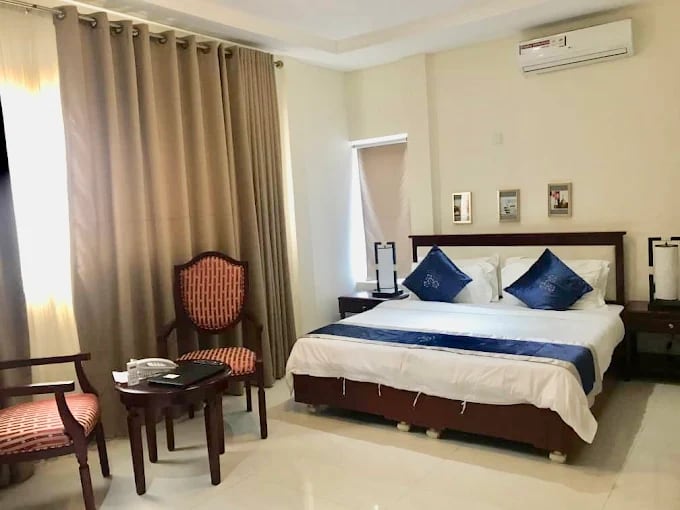 Diplomatic suite 1