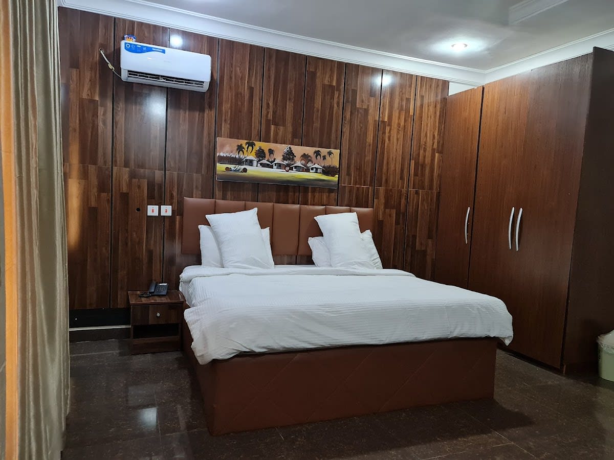 4 bedroom apartment 1
