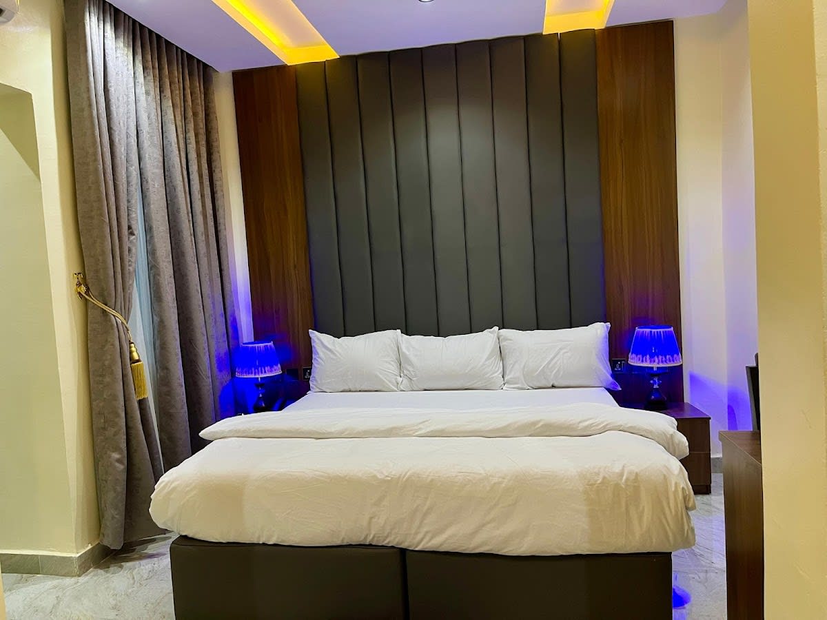 Executive Room 1