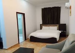 Diplomatic Suite 1