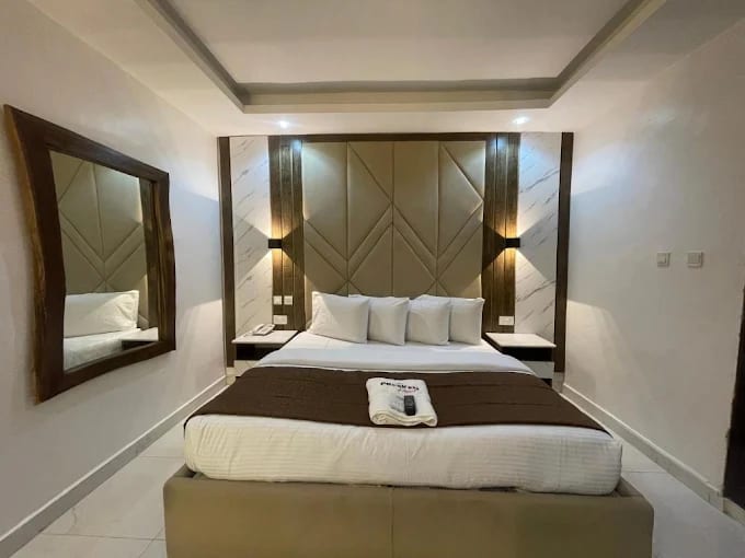 Executive Royal Room 1