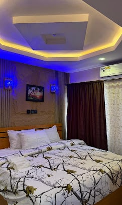 Deluxe Room 1