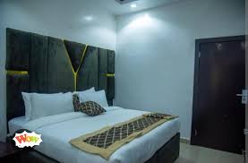 Deluxe Room 1