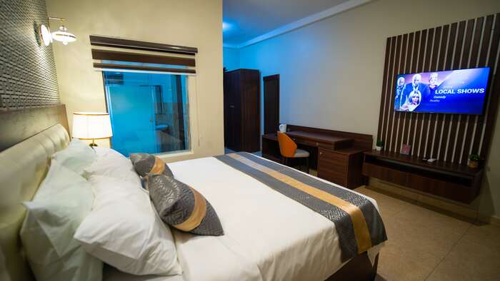 Standard Suite 1