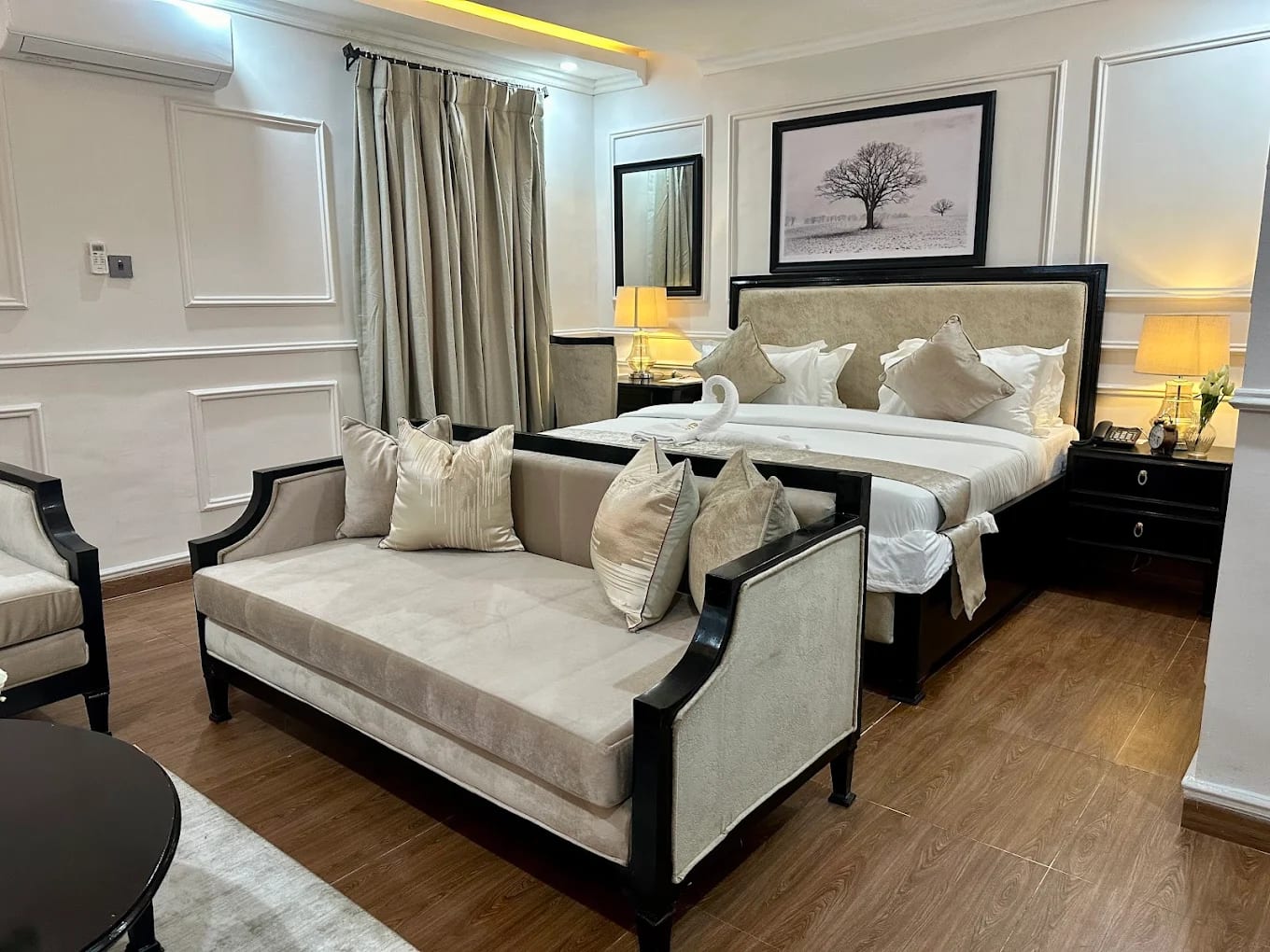 TRANSITIONAL SUITE – CHOICE GRANDE LAGOS 1