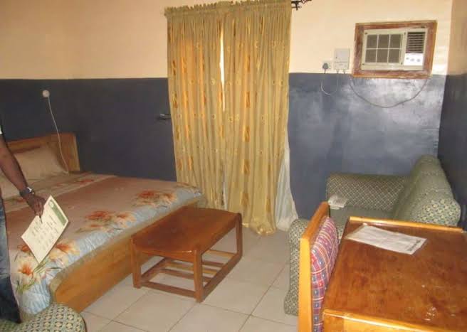 Royal Suite 1