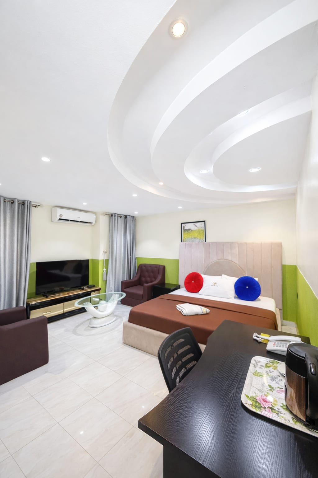 Luxury Room 1