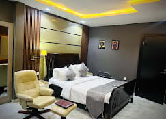 Executive Terrace 1