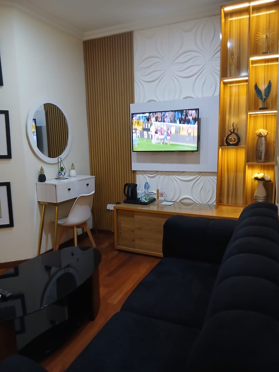 Executive Suite 1
