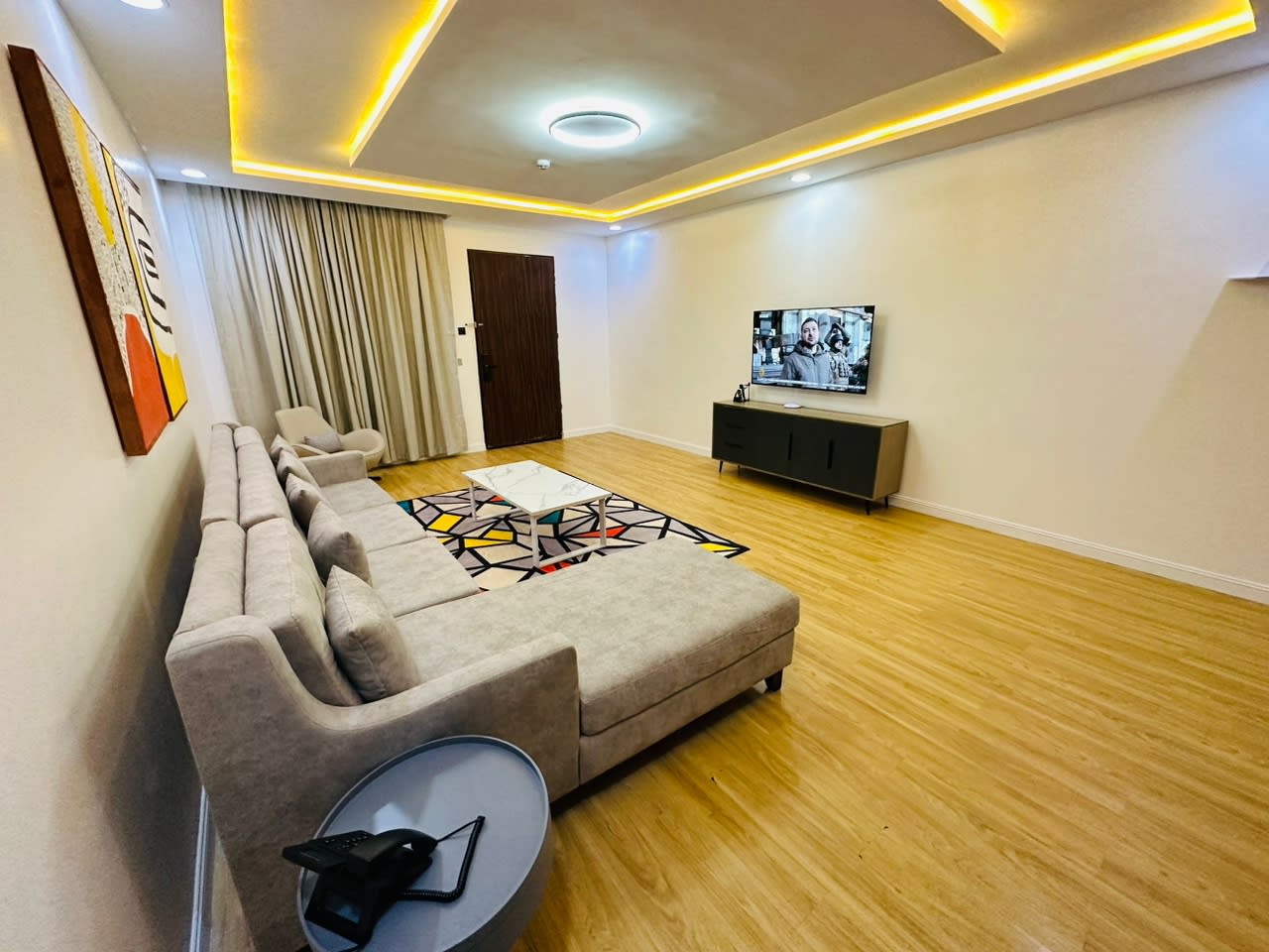 3 Bedroom Apartment with Kitchen 1