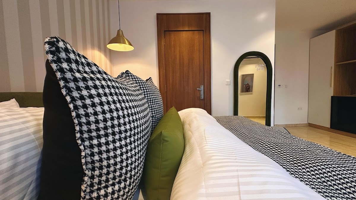 Horizon Room 1