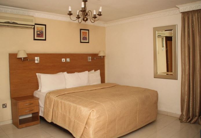 Deluxe Room 1