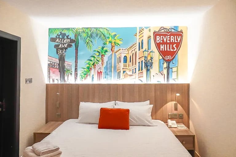 Deluxe Room 1