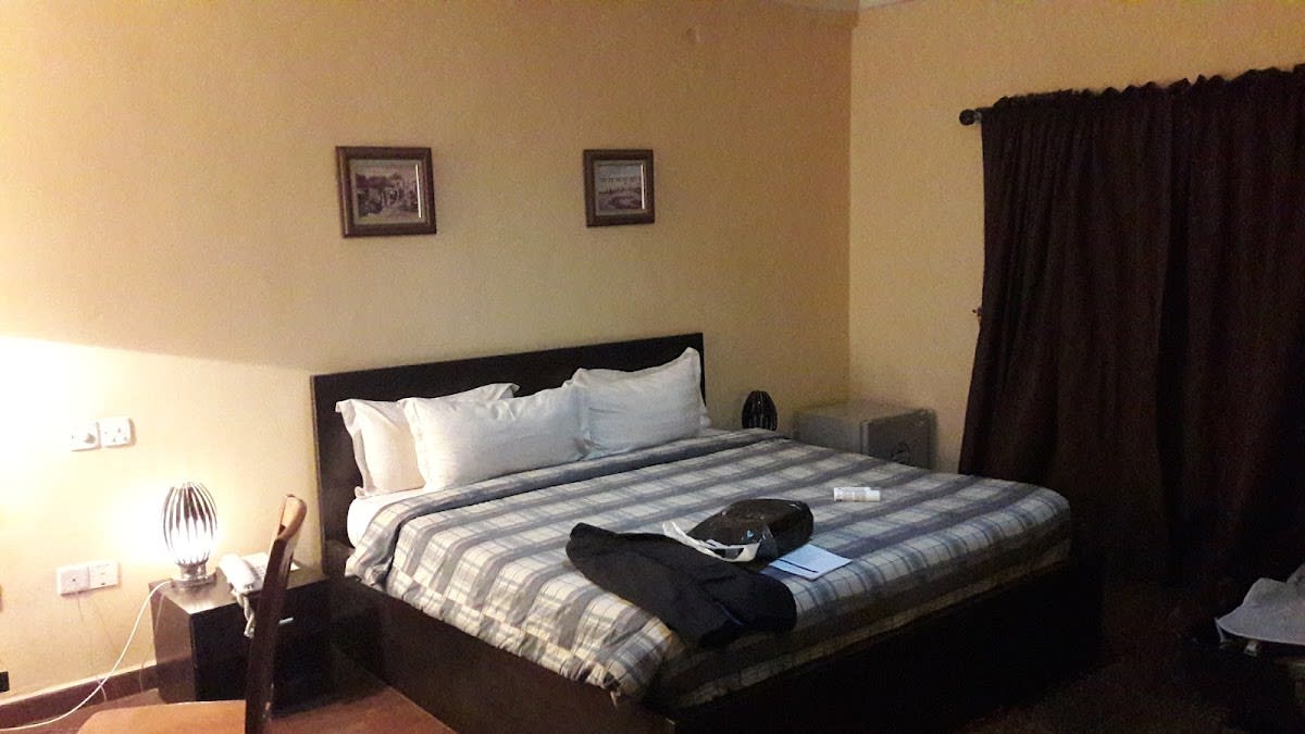 Deluxe Room 1