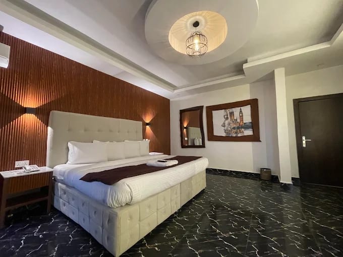 Prestige Royal Room 1