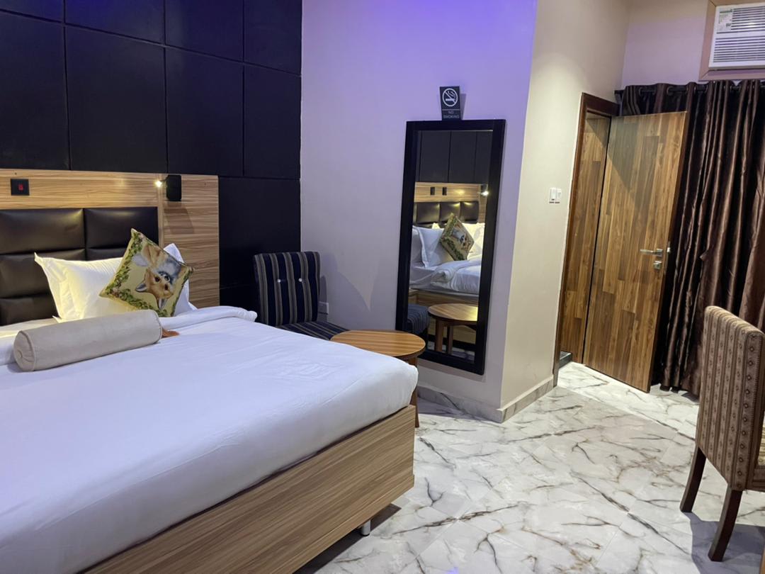 Dabara Executive Suite 1