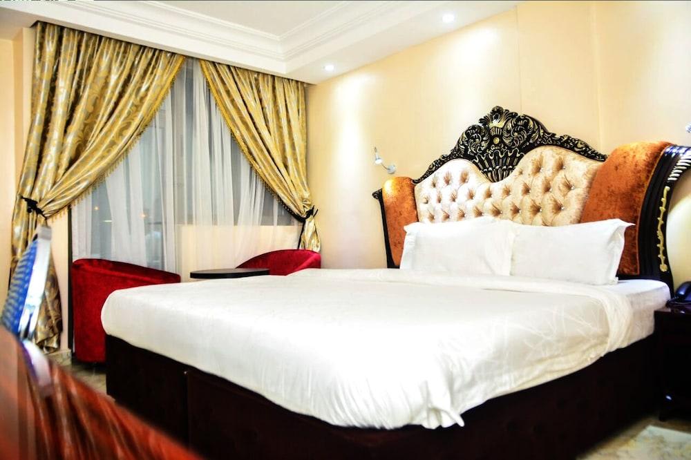 Starview Room 1