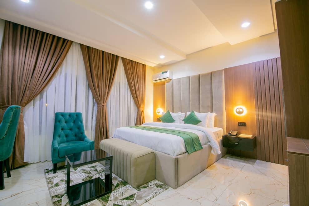 Super Executive Room 1