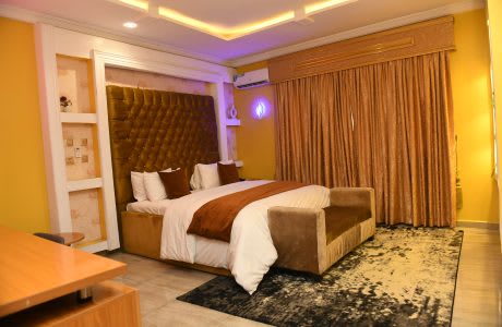 Executive Suite 1