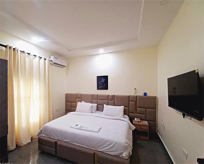 Royal Suites 1