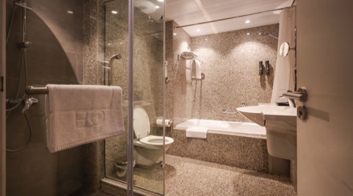 Eko Suites (Deluxe Room) 1