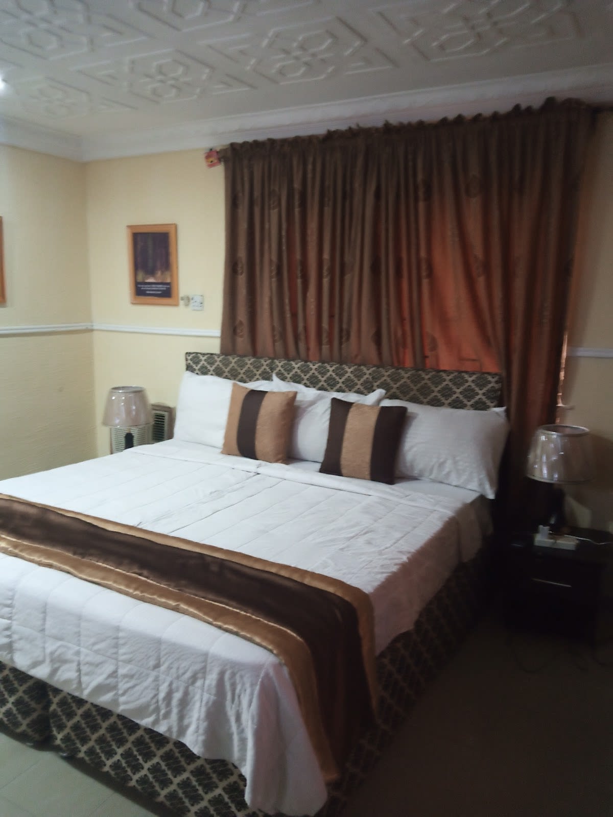 Single Bed 1