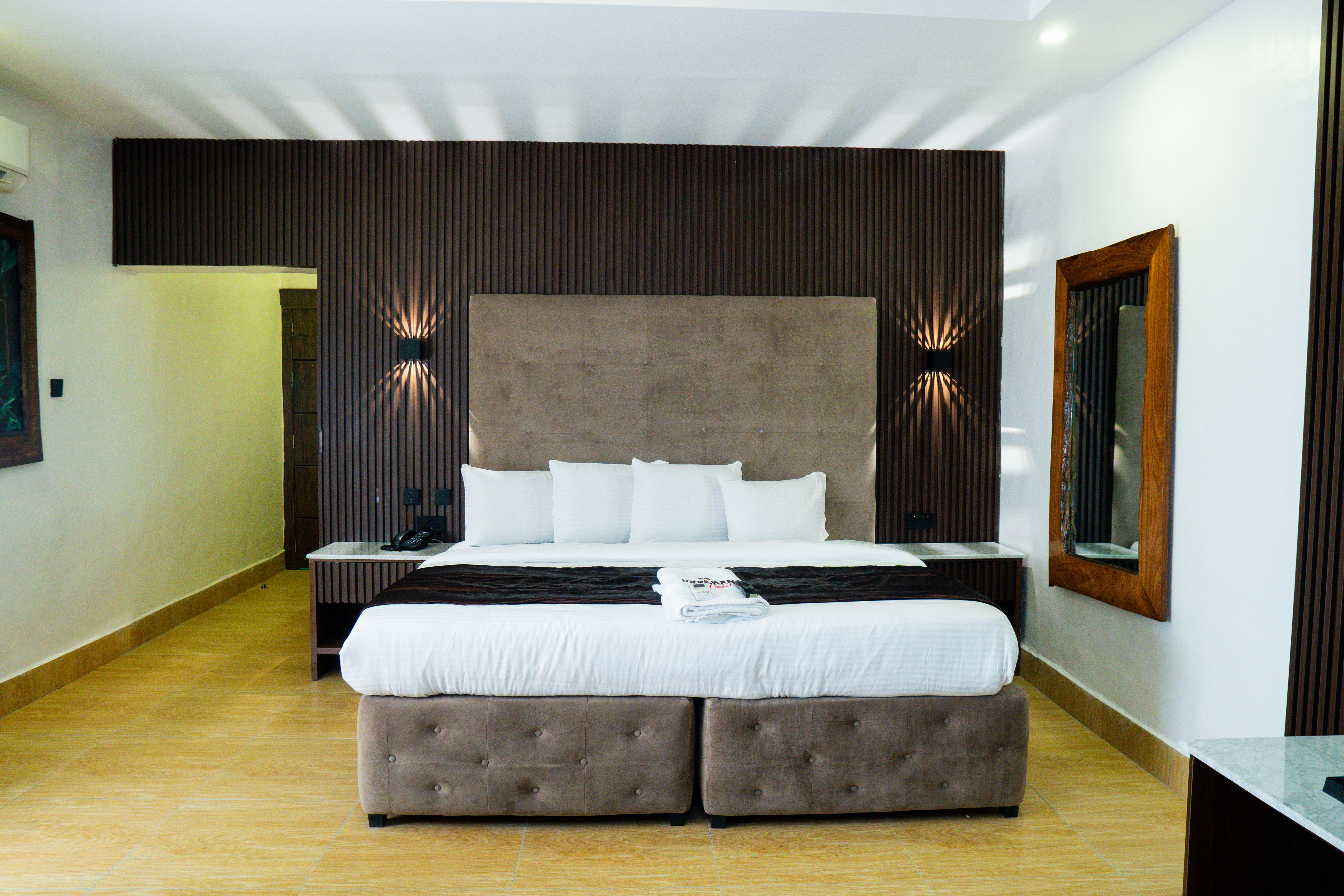 Executive Royal 1
