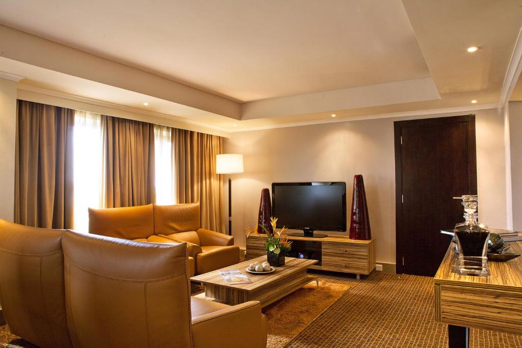 Executive Suite with 1 King bed 1