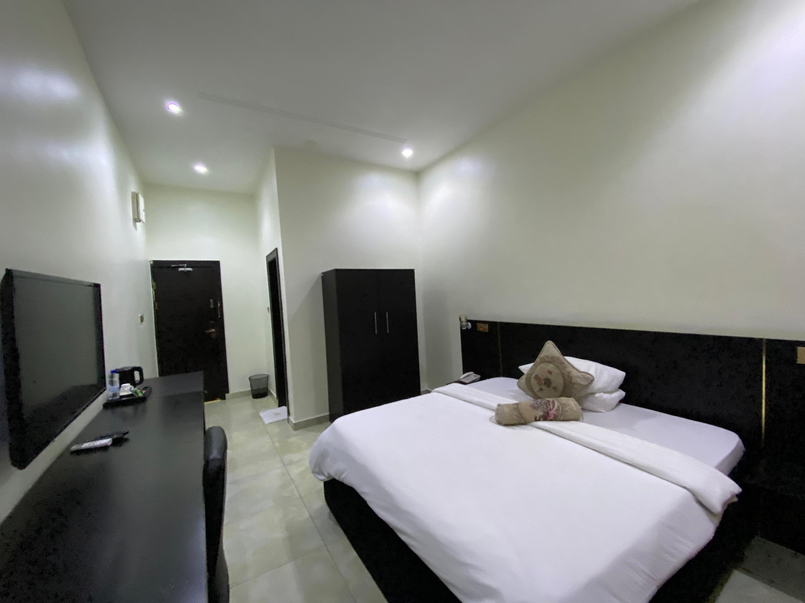 Deluxe Rooms 1