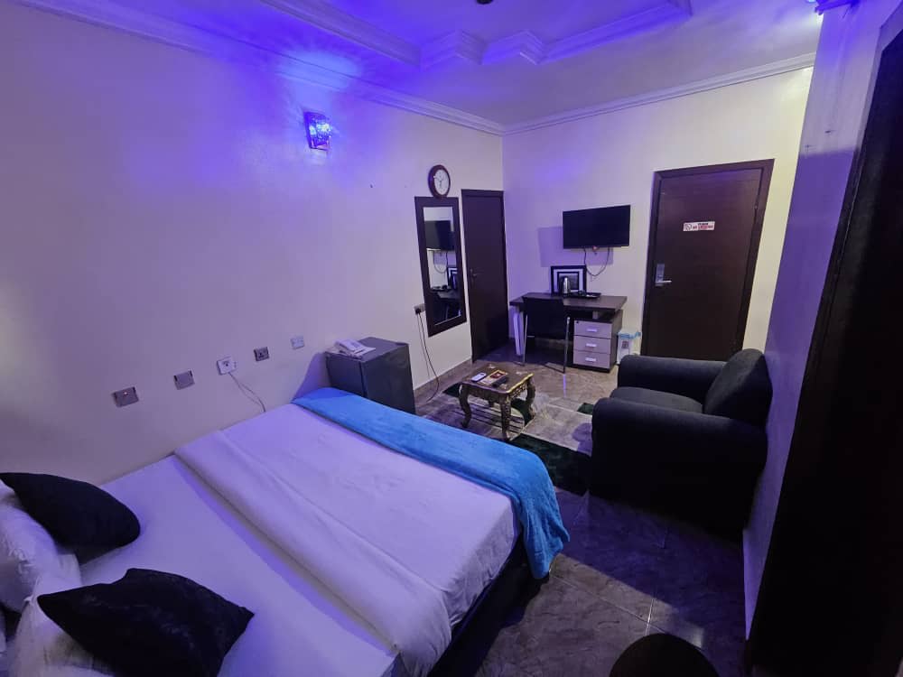 Deluxe Room 1