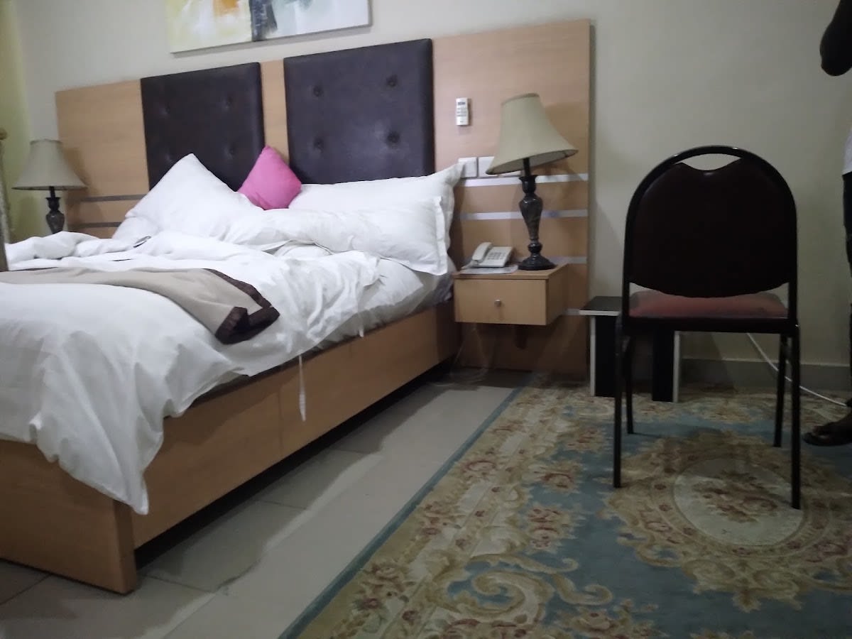 Royal Suite 1