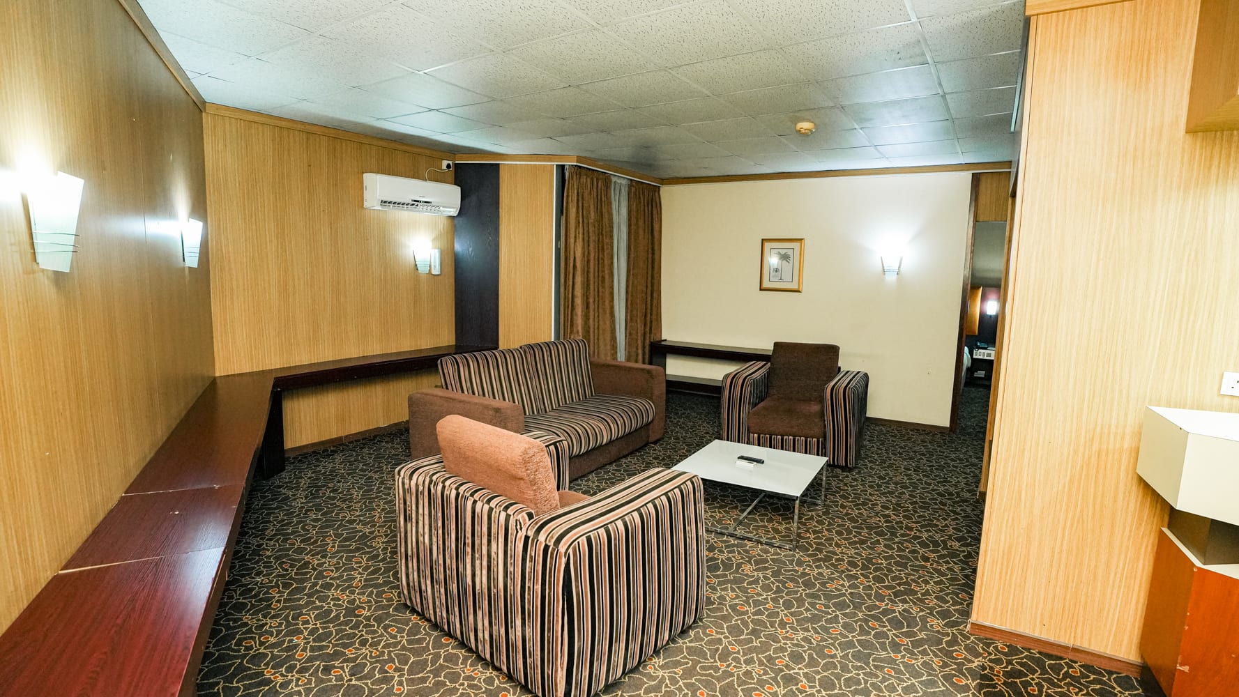 Presidential Suite 1