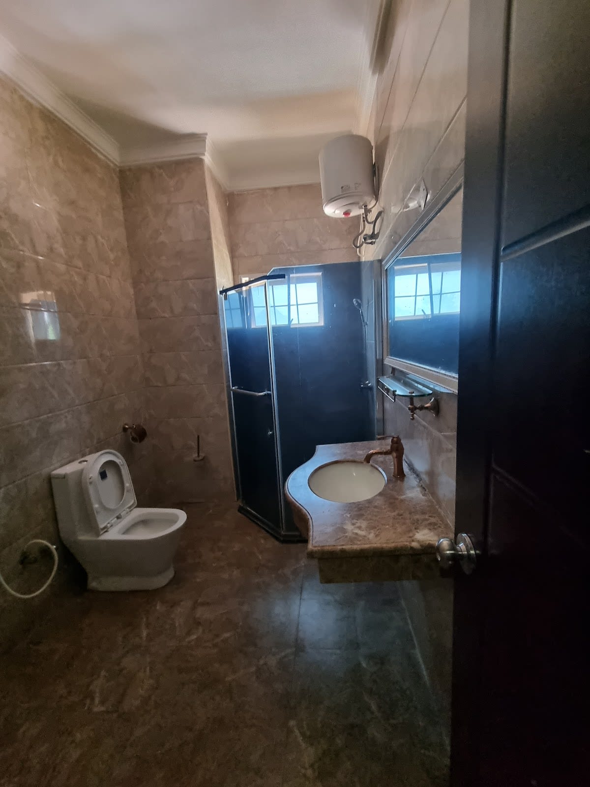 Diplomatic suite 1