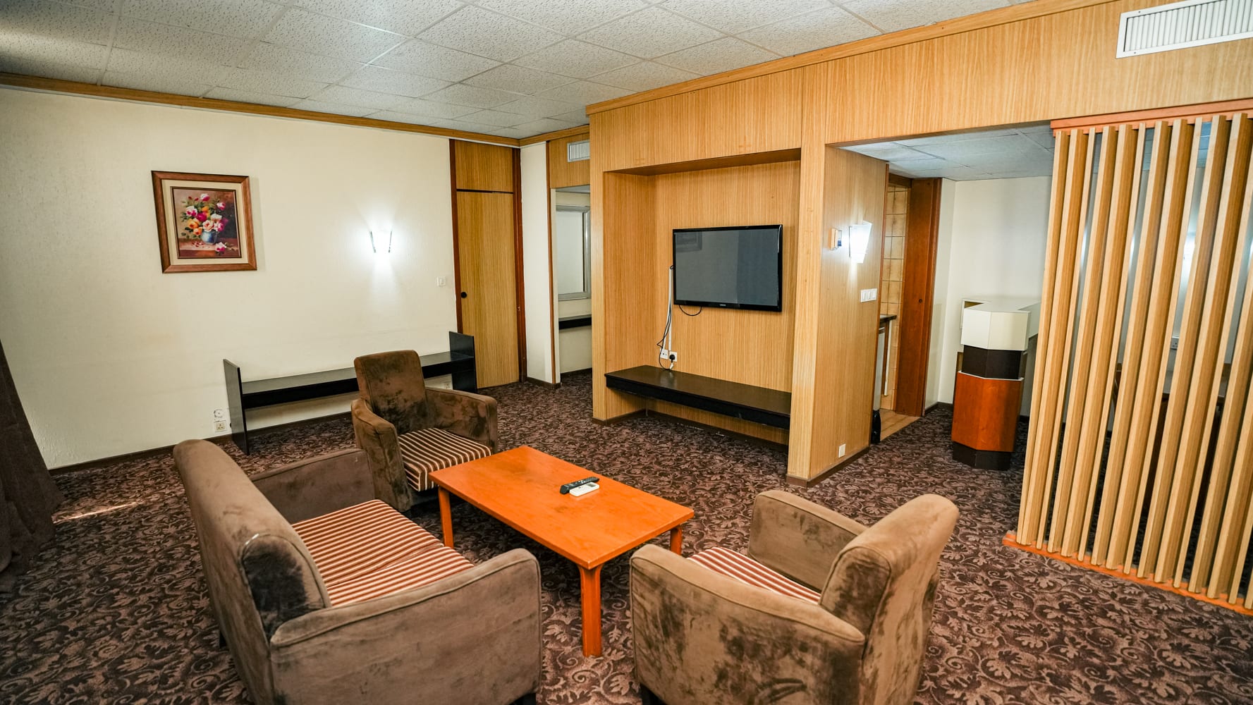 Executive Suite 1