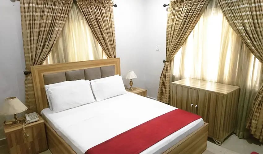 Jasmine – Single Double Bed 1