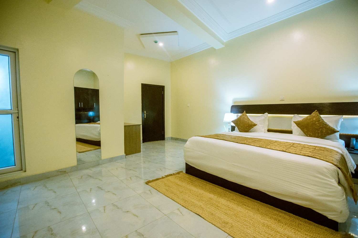 Premium Suite 1