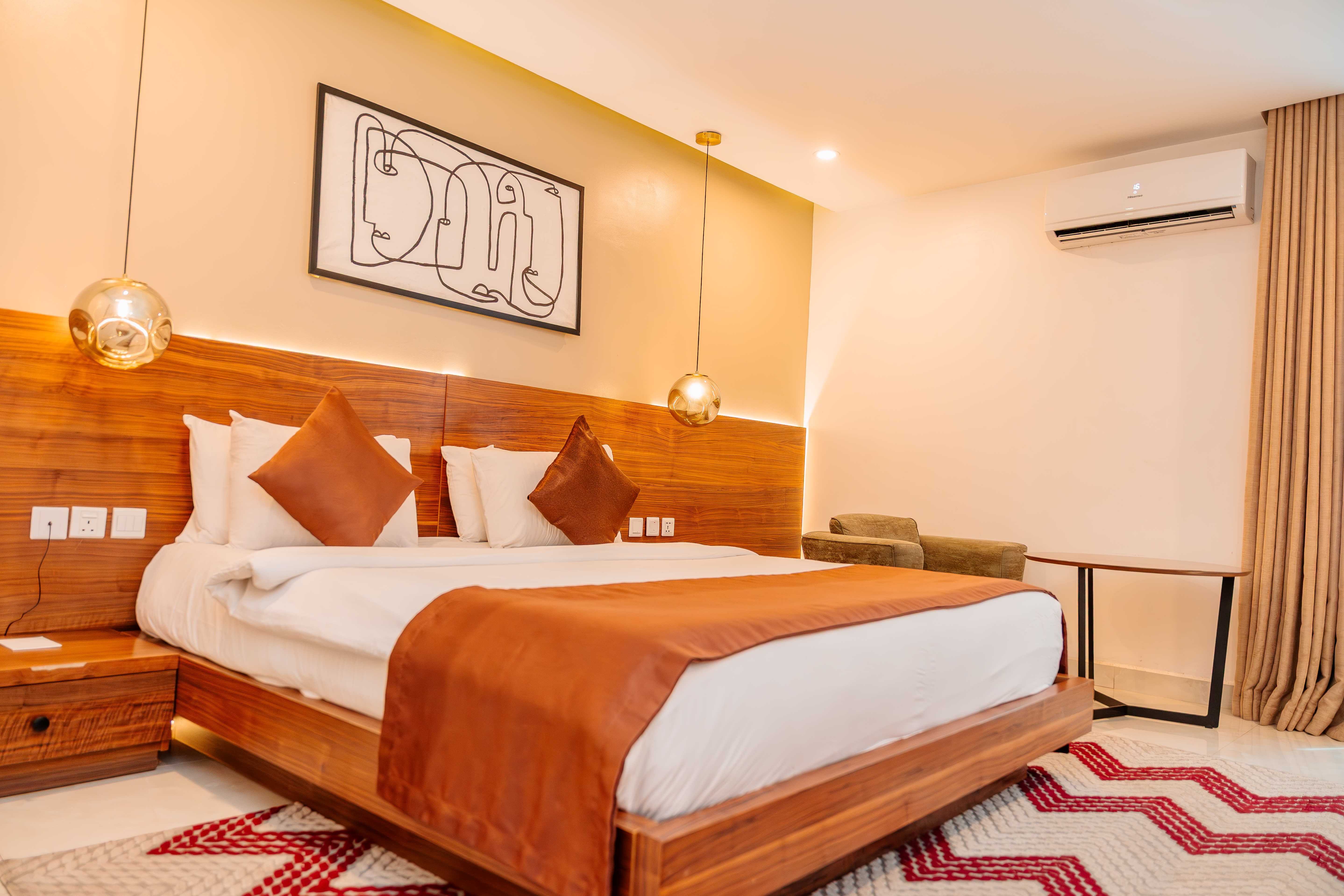 Deluxe room 1