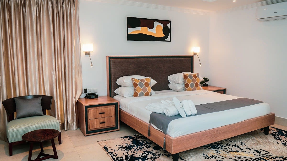 Suite 1
