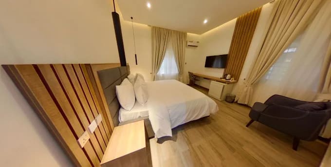 Executive Suites 1