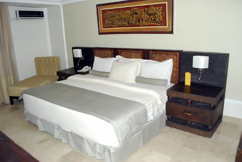 Diplomatic Suite 1