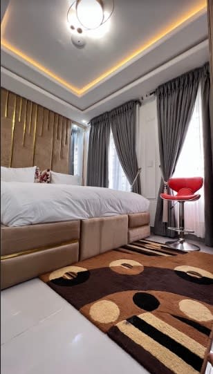 One Bedroom Apartment 1