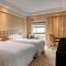 Premium Twin Room - High Floor/Club Lounge Access 1