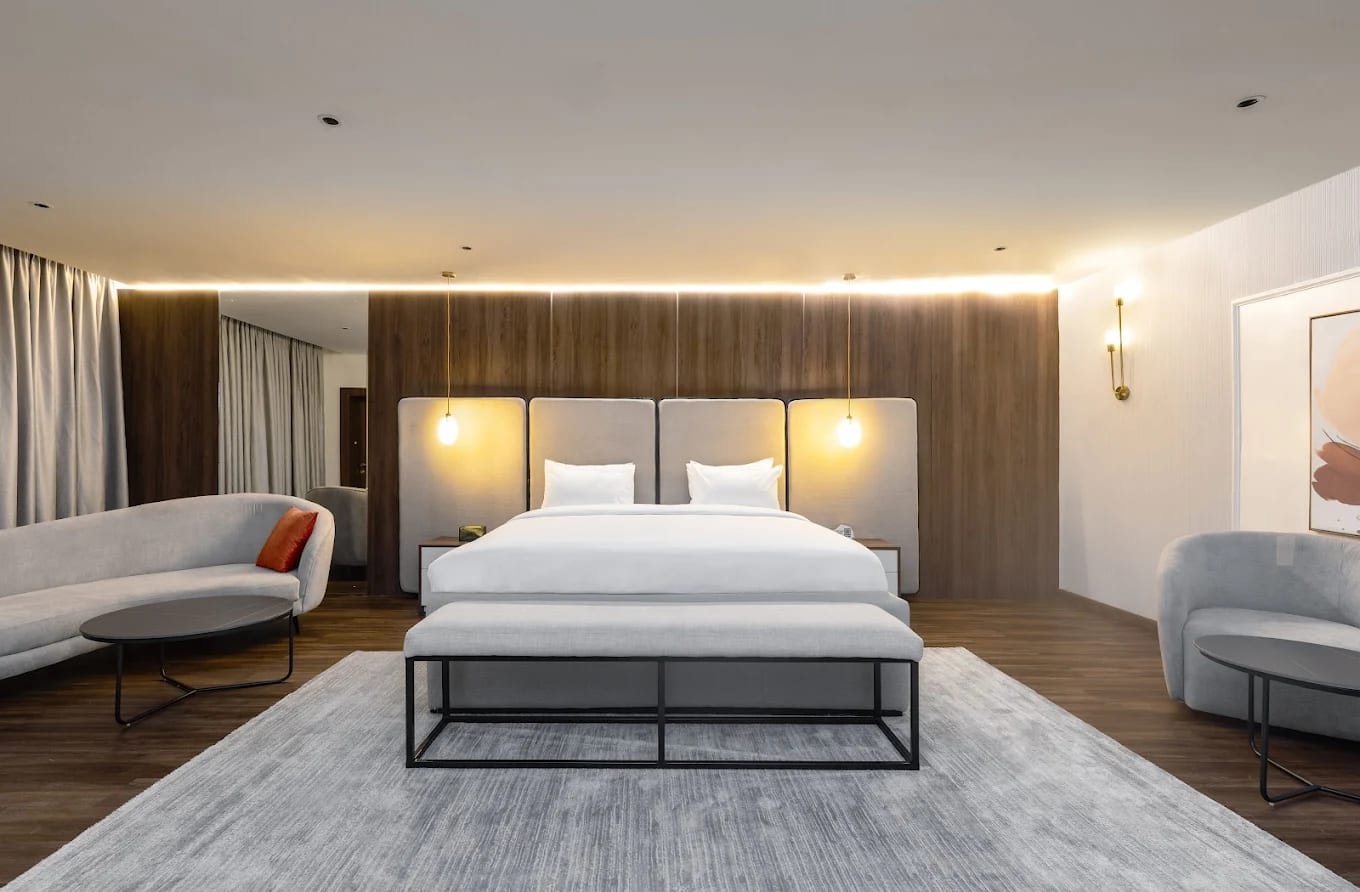 Deluxe Room 1
