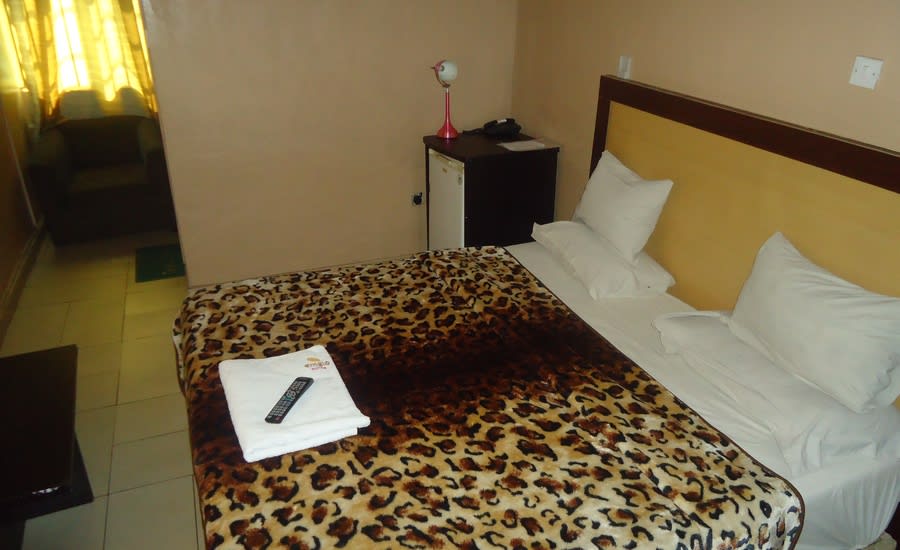 Executive 1
