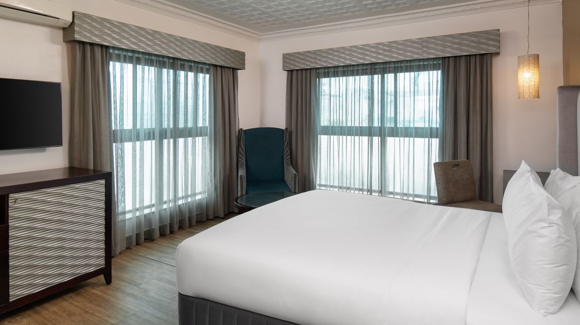 Smaller Guest room 1