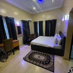 STANDARD ROOM 1