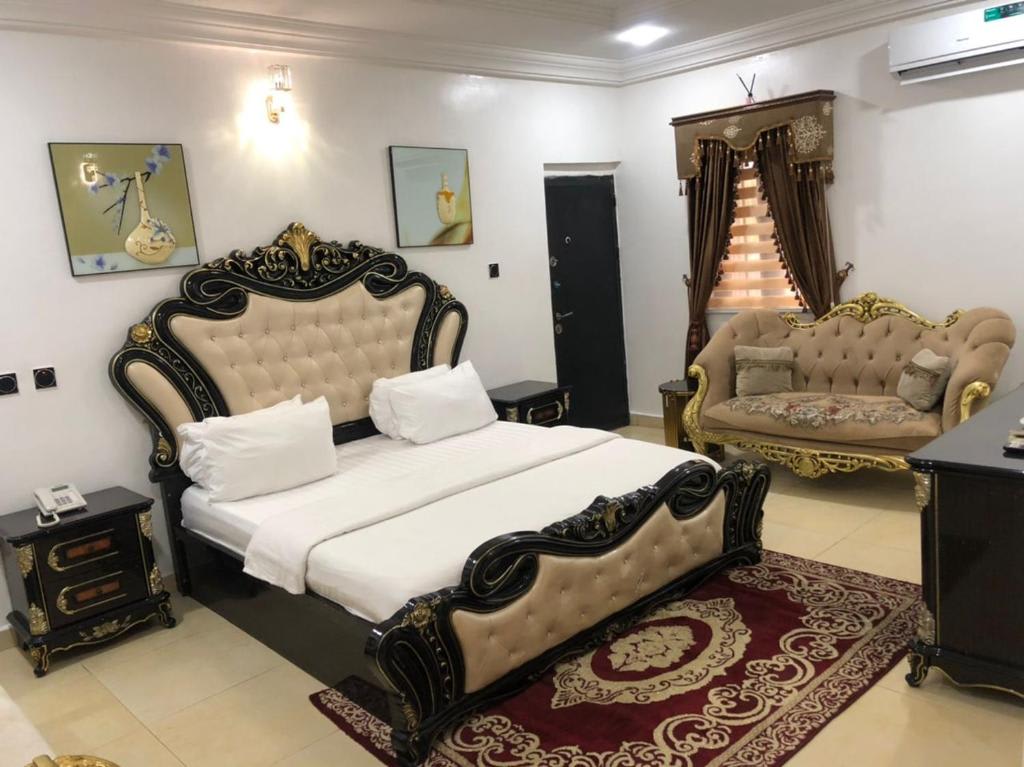 Deluxe Double Room 1