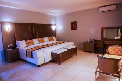 Superior Suite 1