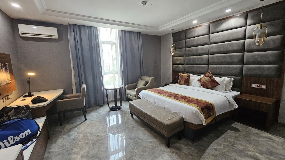 Executive Room 1